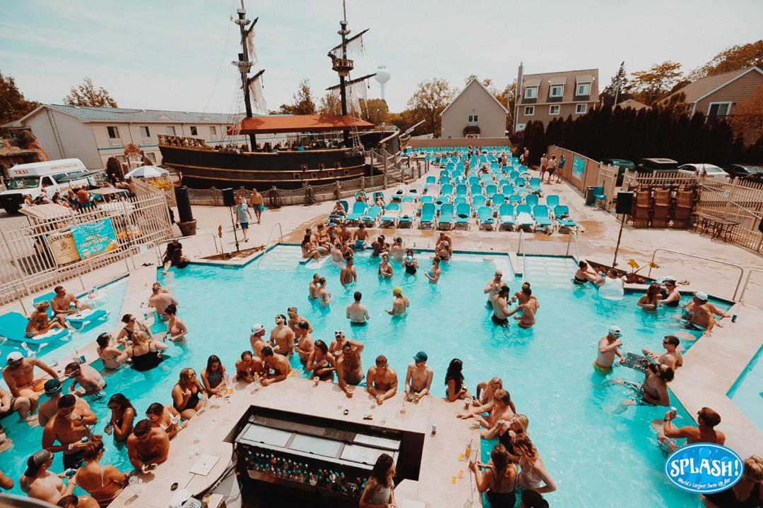 Grand Islander Hotel Put-in-Bay Dış mekan fotoğraf
